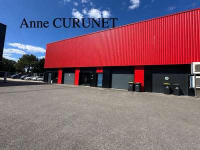 Vente local activité 240m² à Vannes ZA du Prat