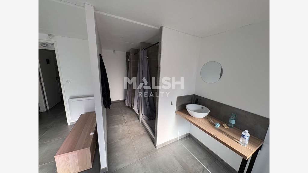 Locaux d'activités à vendre 540m² à Brignais