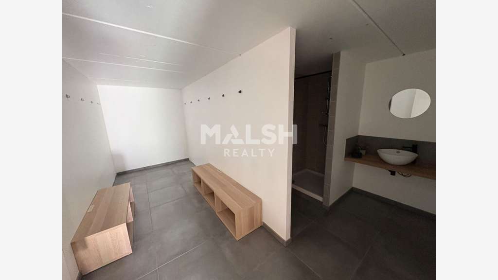 Locaux d'activités à vendre 540m² à Brignais