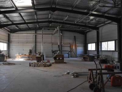 Vente local d'activités de 600m² à Cambes