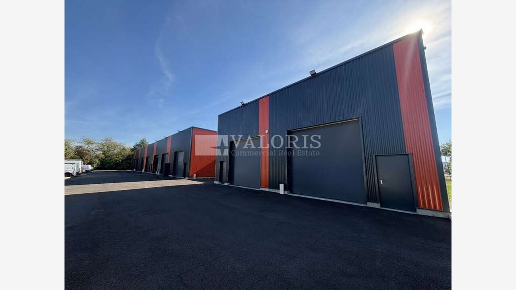 Locaux d'activités neufs 348m² Charvieu-Chavagneux