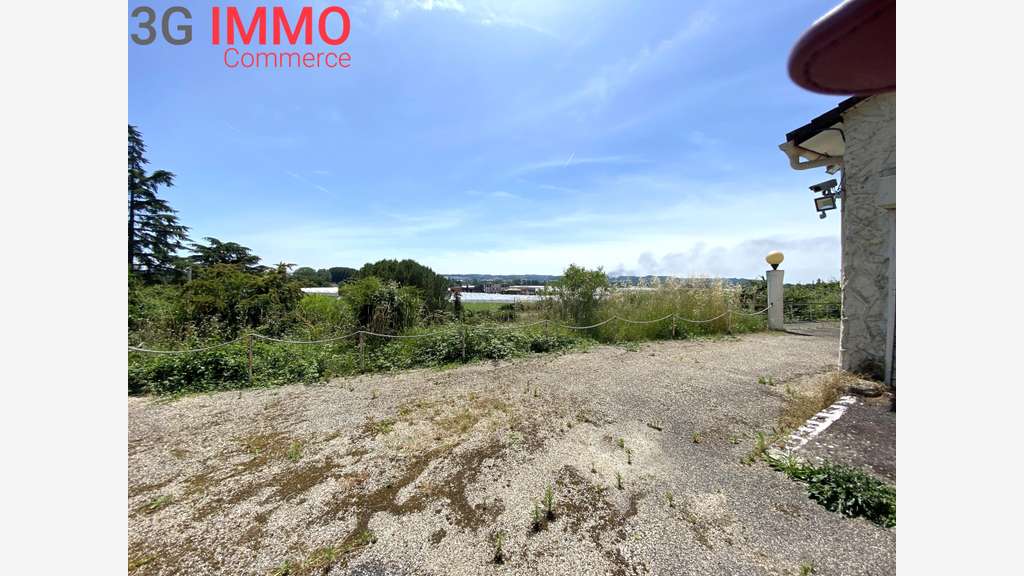 Vente local activité de 550m² à Aiguillon