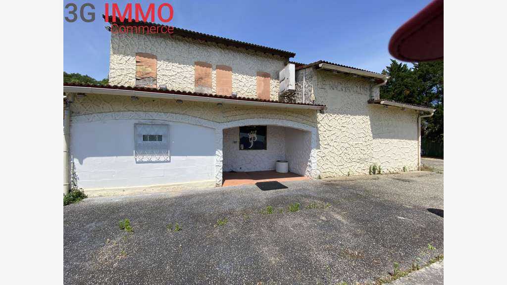 Vente local activité de 550m² à Aiguillon