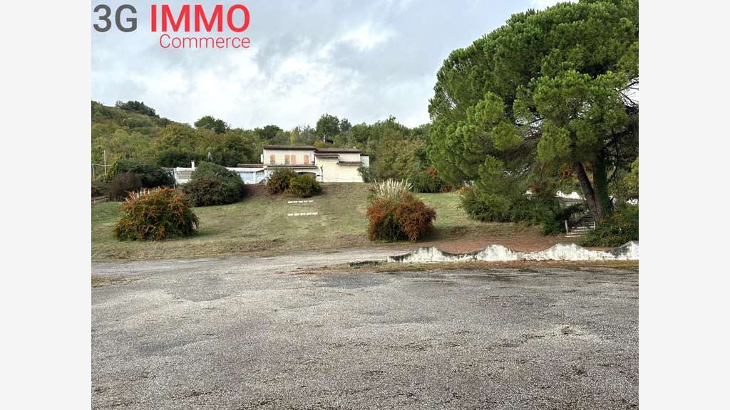 Vente local activité de 550m² à Aiguillon