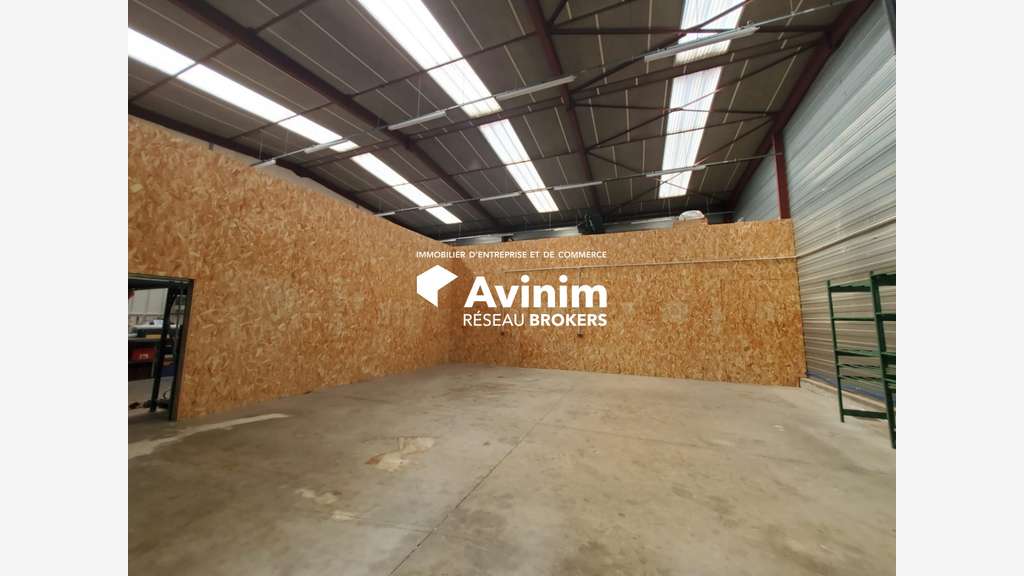 À VENDRE – ENSEMBLE IMMOBILIER MIXTE DE 650 M² SUR