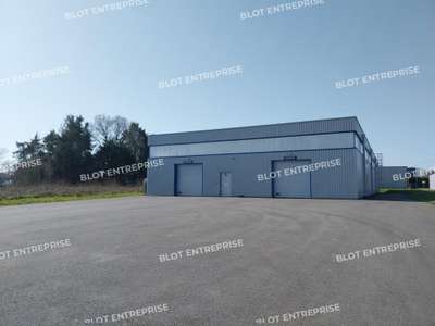 A vendre bâtiment d'activités de 915m² à Allaire