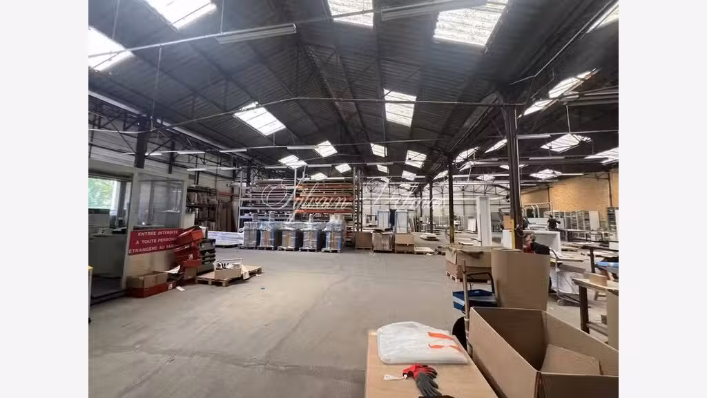Vente locaux industriels et bureaux proche Amboise