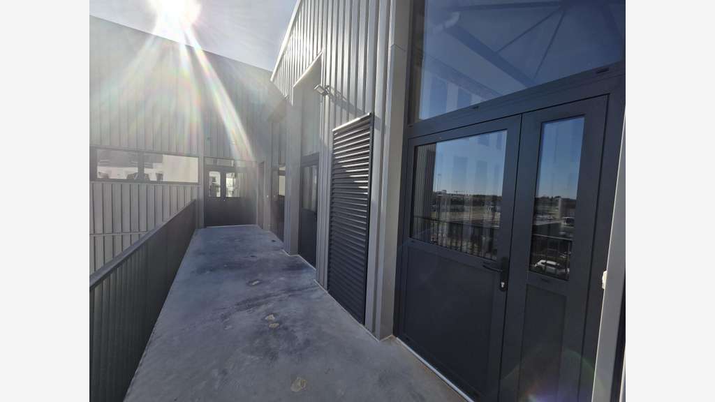Local neuf en étage 88m² à vendre à Angers