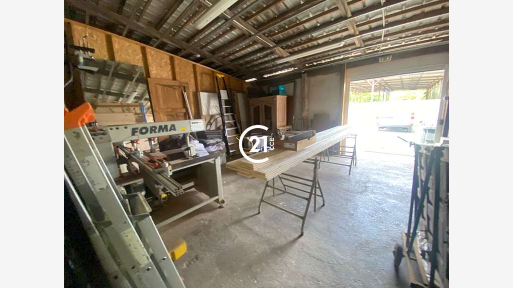 Vente local industriel de 400m² + terrain Antibes