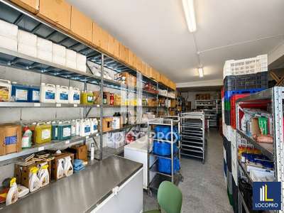Vente ensemble professionnel de 257m² à Antibes