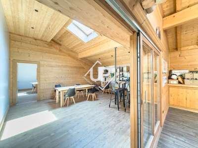 AV bâtiment ind. 992m² empl stratégique Arâches
