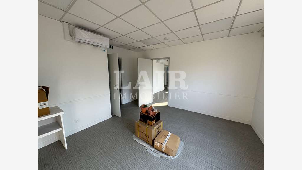 A vendre bâtiment frigorifique de 1120m² Argentan