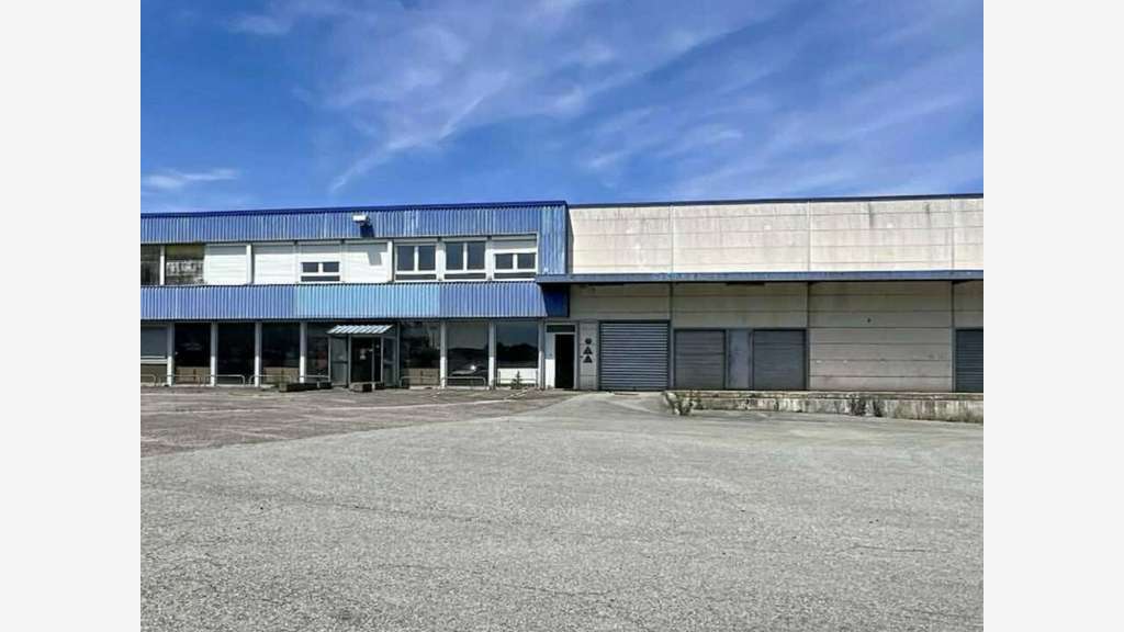 NORD FRANCHE-COMTE - ENTREPOT - LOGISTIQUE à