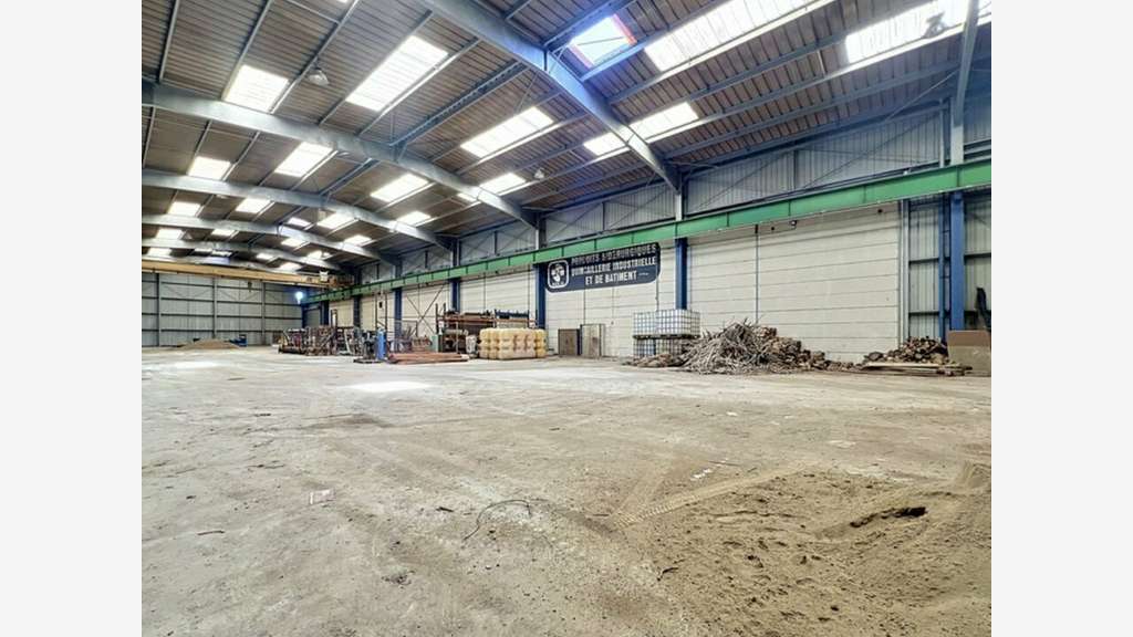 NORD FRANCHE-COMTE - ENTREPOT - LOGISTIQUE à