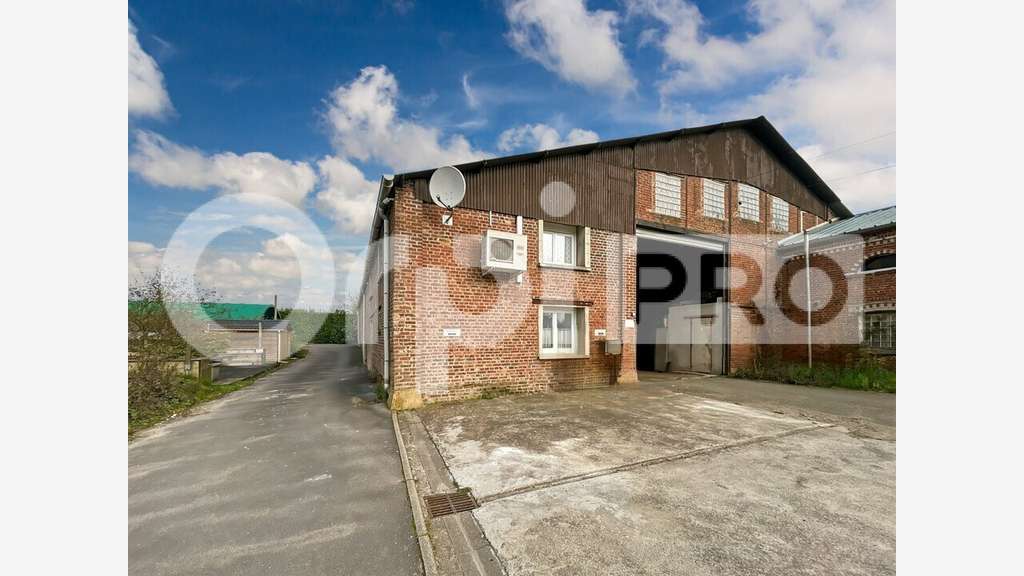 Local d'activité à vendre à 12 kms d'Arras