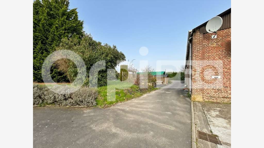 Local d'activité à vendre à 12 kms d'Arras