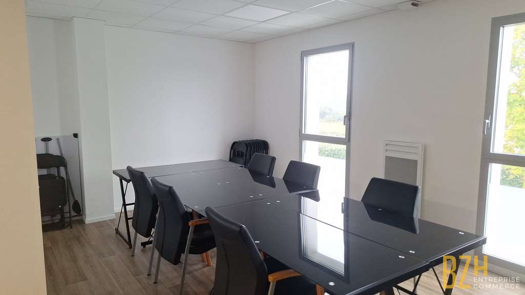 A vendre bureaux de 61m² en zone tertiaire à Auray