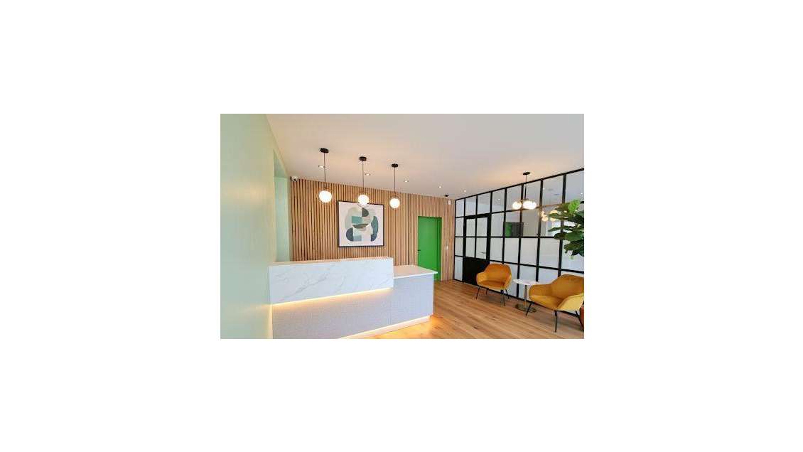 Vente murs commerciaux 180m² à Autun Champ-de-Mars