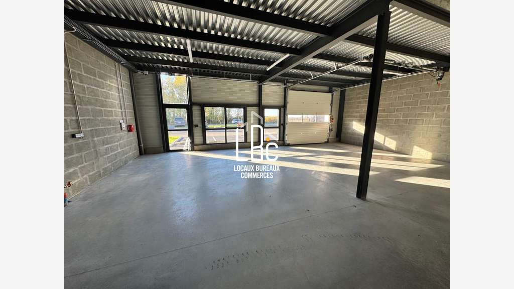 AV local d'activité neuf 763m² à Basse Goulaine