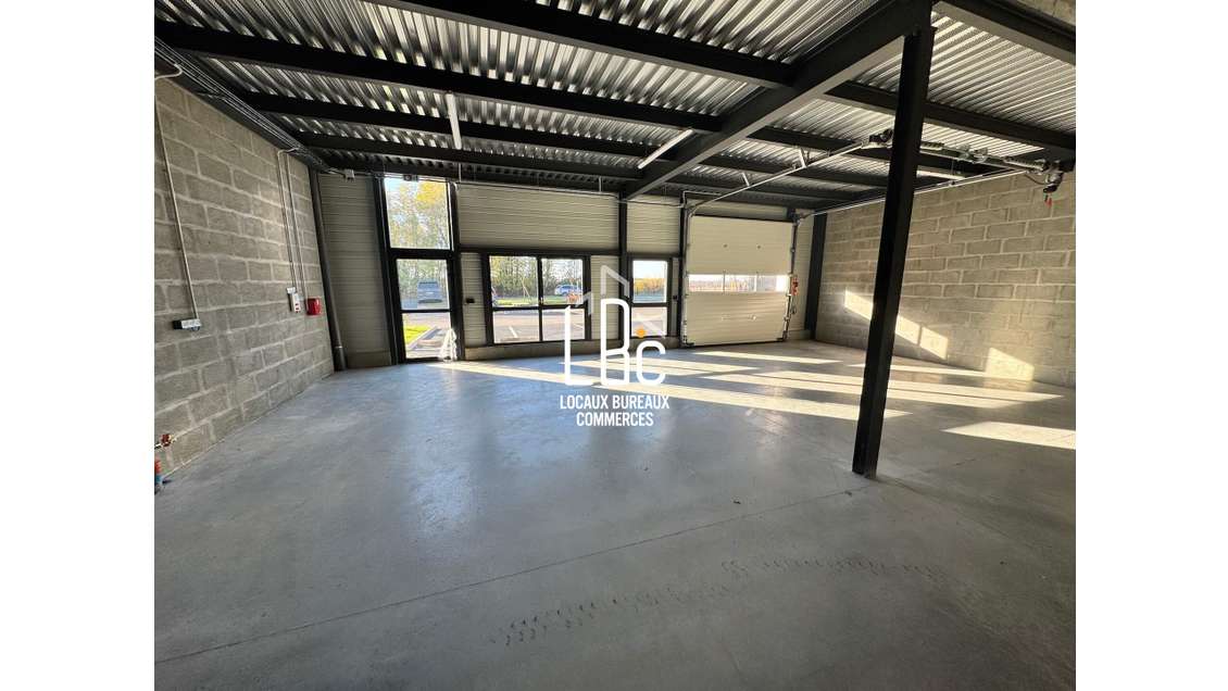 AV local d'activité neuf 763m² à Basse Goulaine 
