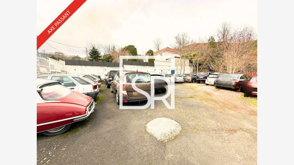 Local d'activité 400m² à vendre à Beaumont