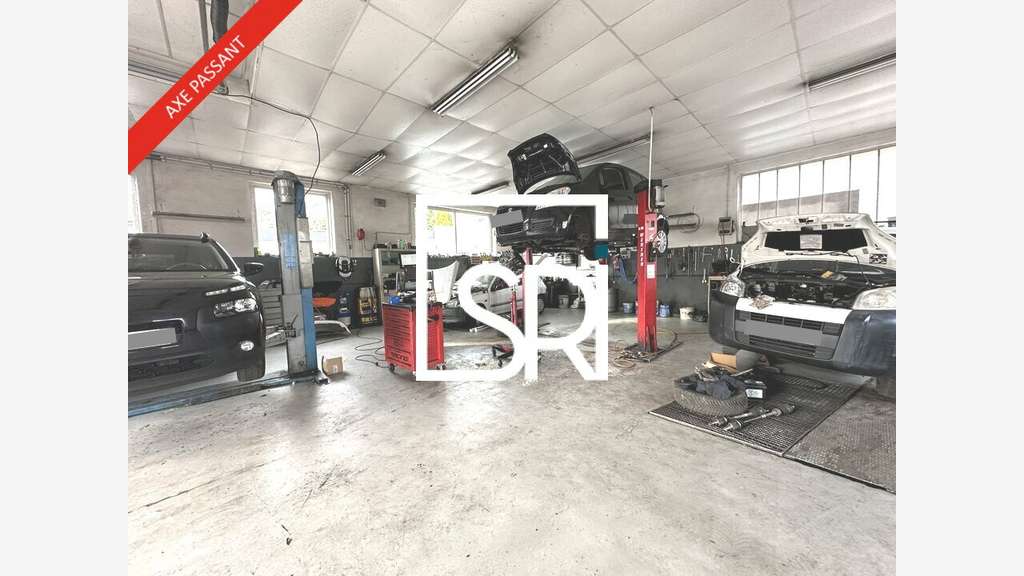 Local d'activité 400m² à vendre à Beaumont