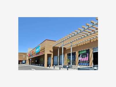 Ensemble commercial loué pour investisseur - locau
