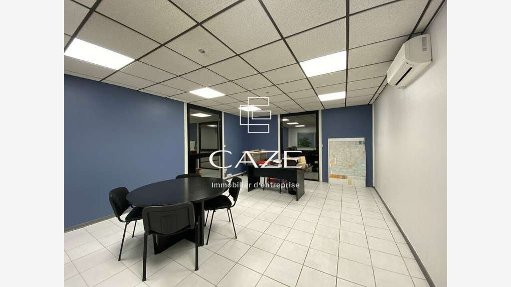 Vente bâtiment 2120m² à proximité immédiate N89
