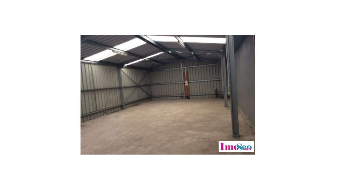 Entrepôt 130m² à vendre à Biganos A660 / D125 