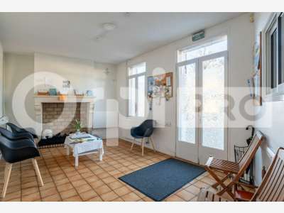 Local professionnel 175m² à vendre à Biscarrosse