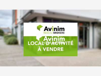 Local commercial 3500m² grand showroom Bletterans