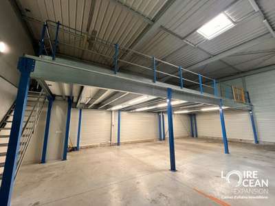 A vendre local d'activités de 330m² à Bouaye