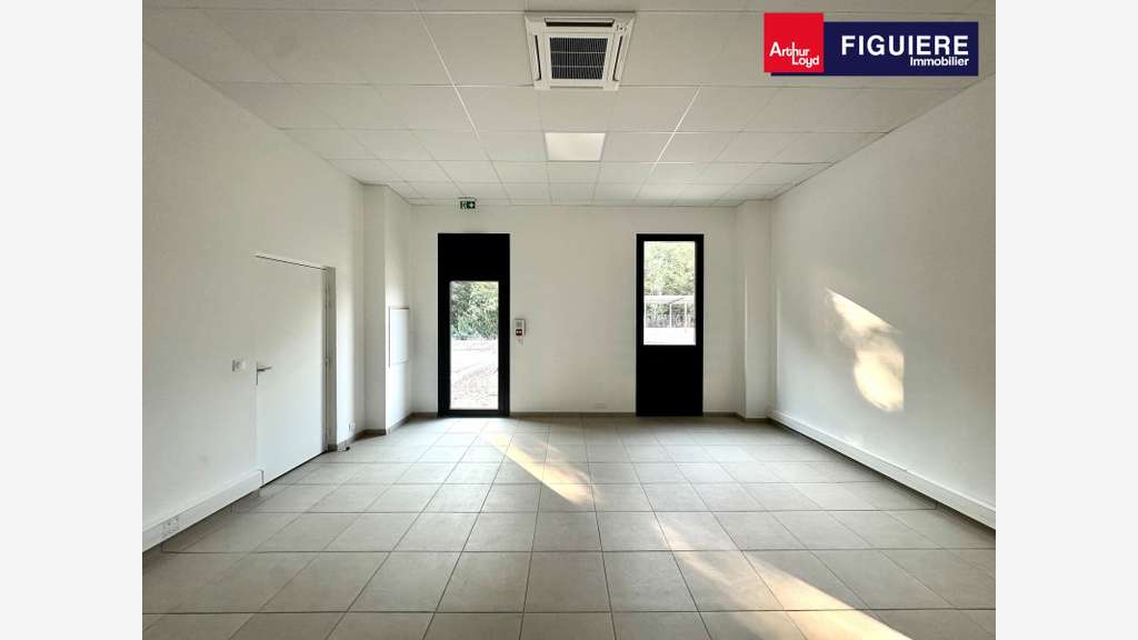 Locaux 1052m² div. ZA de La Malle à Bouc-Bel-Air