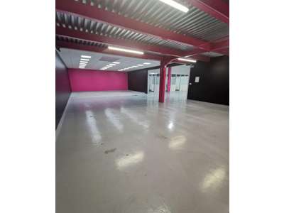 Vente Locaux d'activités - Entrepôts à Brie-Comte-Robert
