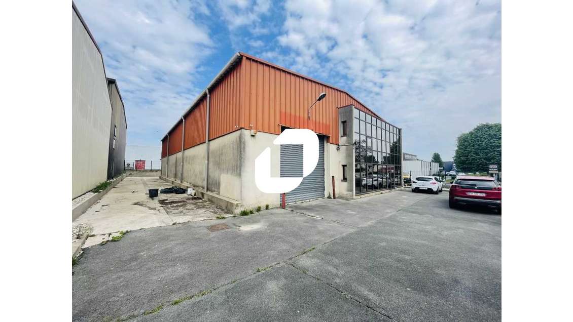 Vente Local d'activité 560m² Brie comte robert