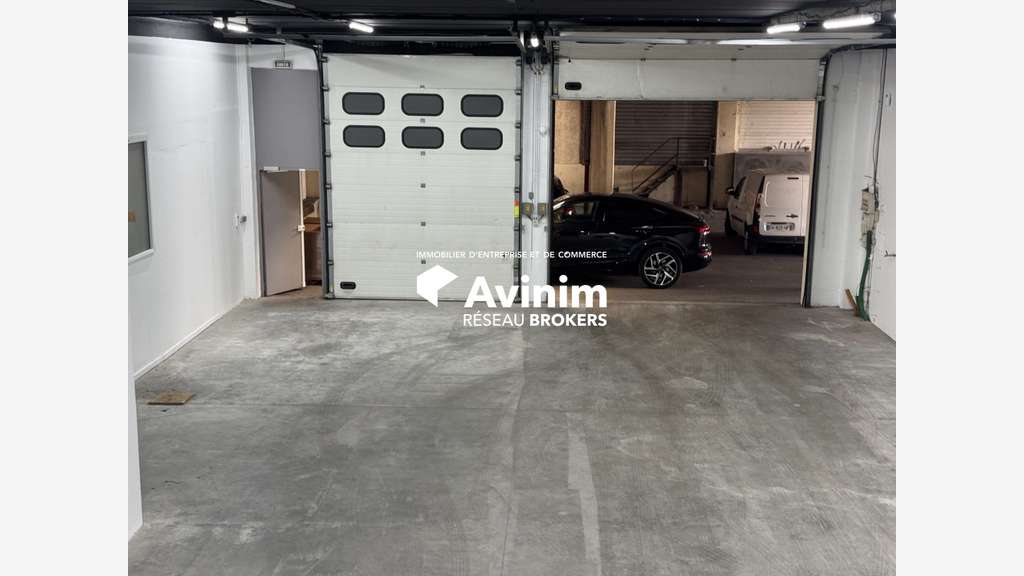 Vente local d'activité 254m² proche CGR à Brignais