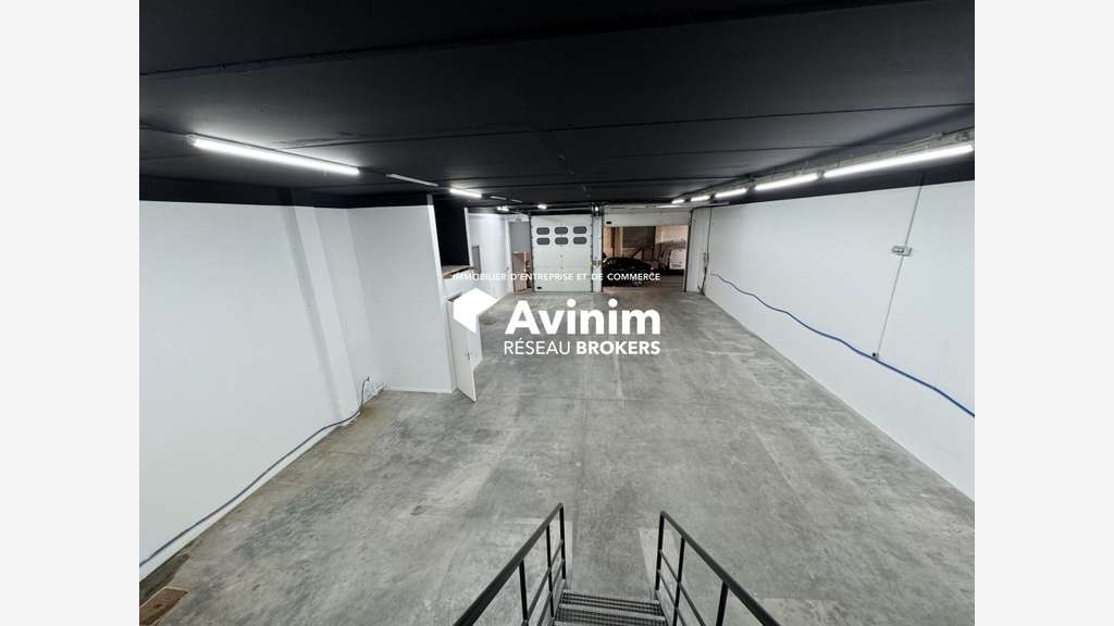 Vente local d'activité 254m² proche CGR à Brignais