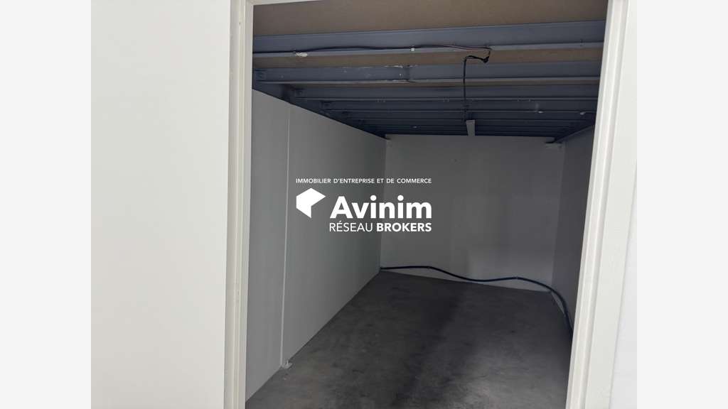 Vente local d'activité 254m² proche CGR à Brignais