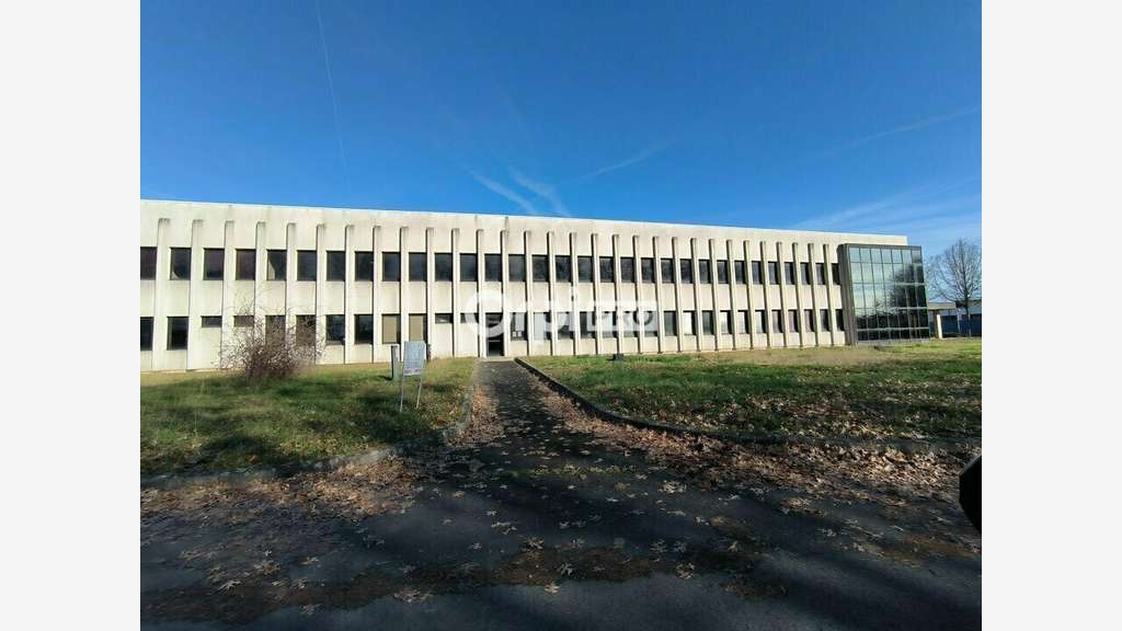 Vente locaux rapport locatif 9 % brut axe A20/A89