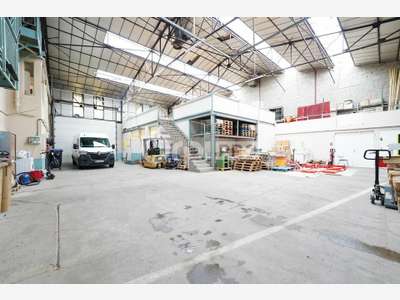 Immeuble d'activité 1600m² divisible à Belleville