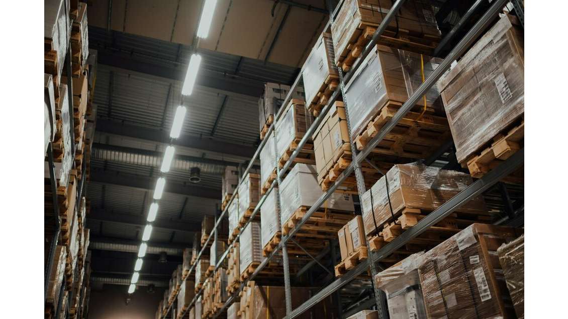 AV entrepôt 350m² Bruges empl N°1 zone dynamique