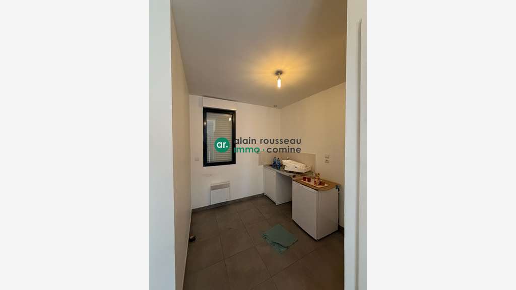 A vendre local d'activité 300m² ZA de Cantenay