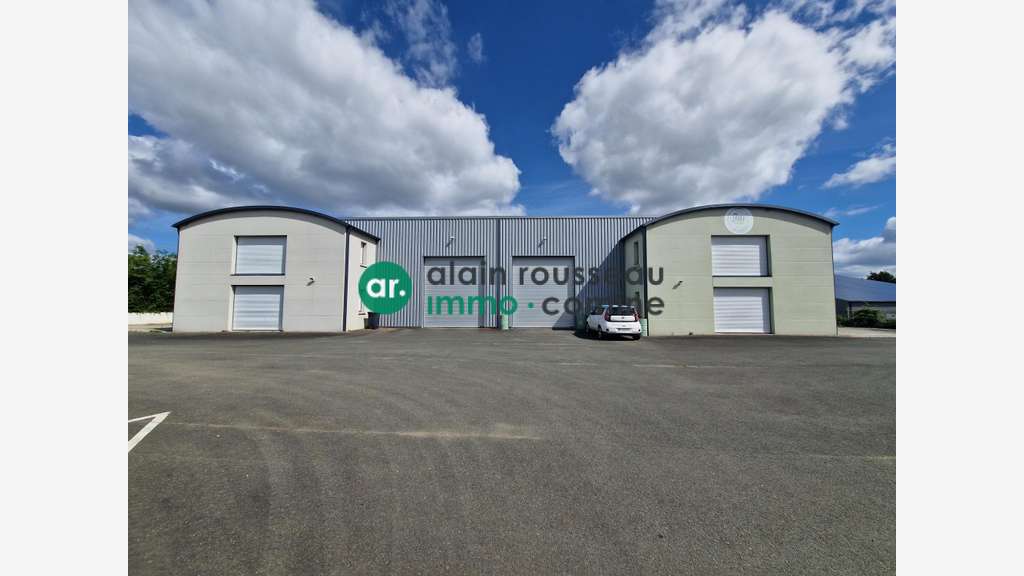 A vendre local d'activité 300m² ZA de Cantenay