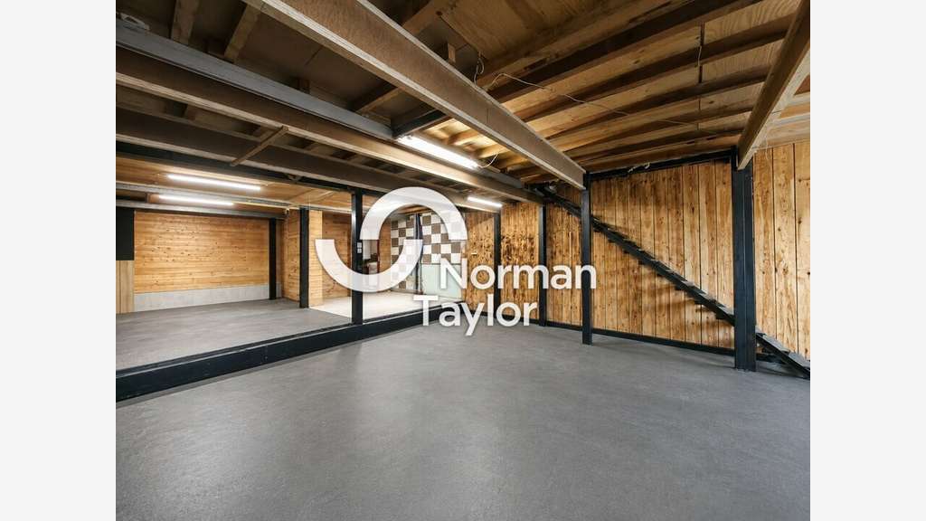 Local d'activité de 200m² à vendre en za Capbreton