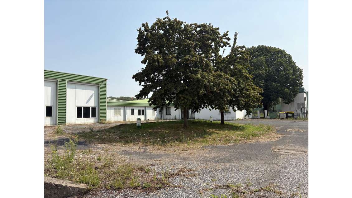 A vendre ancien abattoir à 10 mn d'Albi