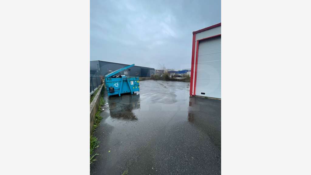 Vente bâtiment d’activité Caudan zone de Kerpont