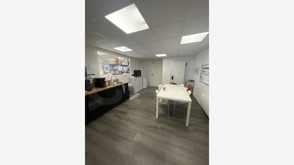 Vente bâtiment d’activité Caudan zone de Kerpont