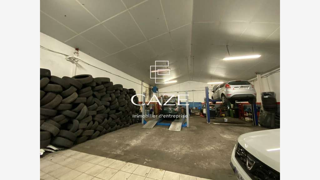 Bâtiment de 495m² à vendre à Cenon