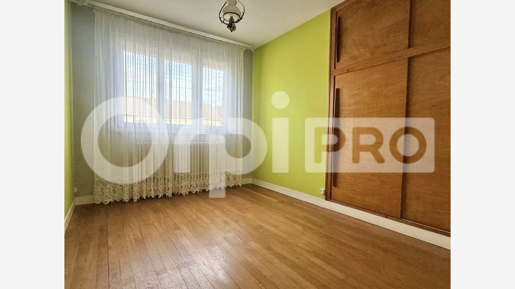 Local d'activité de 250m² à vendre à Champlan