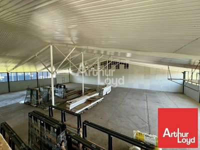 Vente Locaux d'activités - Entrepôts à Châtellerault